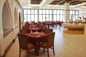 Restaurace v ubytování Lou'lou'a Beach Resort Sharjah