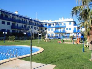 Piscina en o cerca de Apartamentos Marineu San Damian Playa Cargador