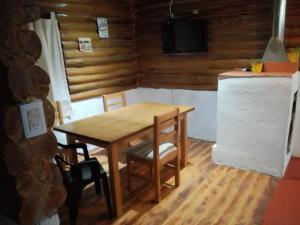 Η κουζίνα ή μικρή κουζίνα στο Cabañas Buen Ayre +26 φωτογραφίες