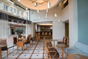 Ο χώρος του lounge ή του μπαρ στο Ξενοδοχείο Μορφέας