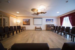 Gallery image of Residence Hotel Miralago in Pergine Valsugana