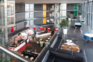 Χώρος καθιστικού στο Aiden by Best Western Skavsta Airport