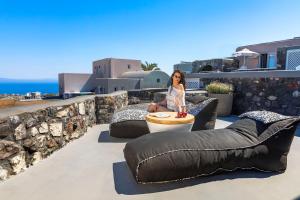 Zona de estar de Elysian Santorini