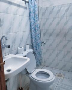 Ein Badezimmer in der Unterkunft Petra Gate Hotel