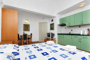 Kuchyňa alebo kuchynka v ubytovaní Villa Vranic Apartments