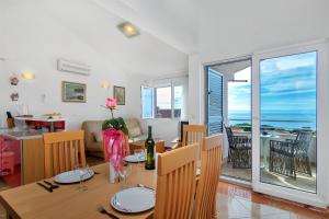 Fotografia z galérie ubytovania Villa Vranic Apartments v destinácii Makarska