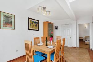 Fotografia z galérie ubytovania Villa Vranic Apartments v destinácii Makarska