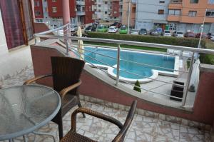 Rõdu või terrass majutusasutuses Poseidon Apartment