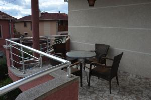 Rõdu või terrass majutusasutuses Poseidon Apartment