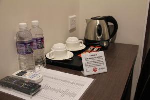 Kemudahan buat kopi dan teh di KL Hotel