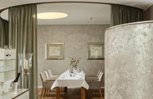 Posezení v ubytování Hotel Villa Hügel