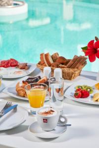 Frukostalternativ för gäster på Aegean Plaza Hotel