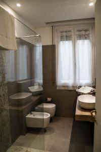 Koupelna v ubytování Casa Chiara B&B