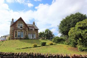 Zahrada ubytování Fort William Backpackers