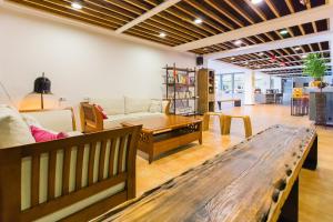 Ruang duduk di Sun Hola Villa