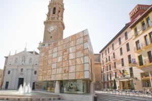 Nespecifikovaný výhled na destinaci Zaragoza nebo výhled na město při pohledu z hotelu + 37 fotografií