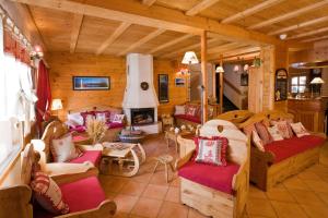 Posezení v ubytování Le Chalet d'en Hô