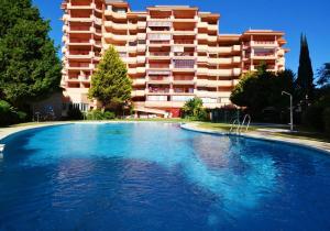 Bazén v ubytování Apartamento en Fuengirola nebo v jeho okolí
