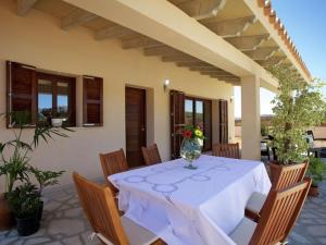 A balcony or terrace at Belvilla by OYO Can Melis