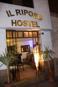 a hotel with a sign that reads lippo hospital at Il Riposo in Arequipa