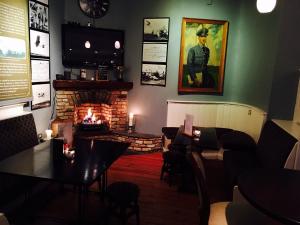 Area soggiorno di Alcock & Brown Hotel