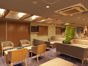Posezení v ubytování Kurashiki Station Hotel