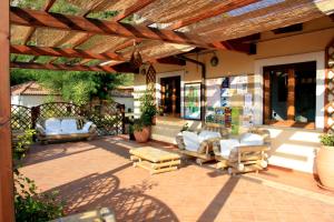 Patio nebo venkovní prostory v ubytování Arcomagno Beach Resort