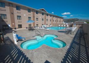 Bassein majutusasutuses Quality Inn Wenatchee-Leavenworth või selle lähedal
