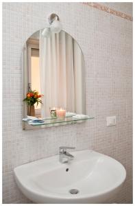 Kylpyhuone majoituspaikassa Appartamenti Sant' Andrea