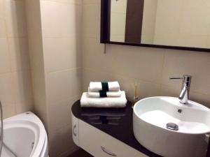 Vonios kambarys apgyvendinimo įstaigoje Sea Escape Apartment Mamaia