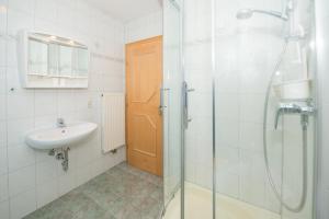 Kúpeľňa v ubytovaní Monika Schwaiger, Appartements