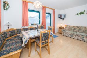 Posedenie v ubytovaní Monika Schwaiger, Appartements