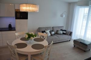 Posedenie v ubytovaní Apartament SOLEIL Kołobrzeg