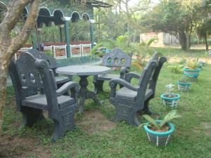 Giardino di Rock Lake Home Stay