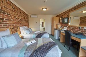 พื้นที่นั่งเล่นของ Inverell Terrace Motor Lodge