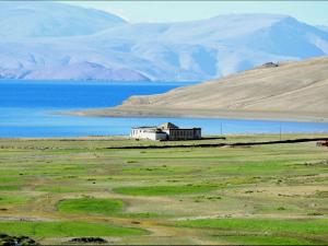 Gallery image of Tsomoriri Hotel Lake View in Karzok Gömpa