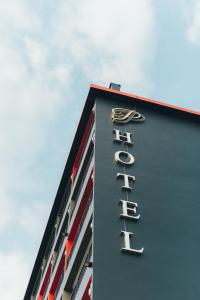 PP@Hotel Rangsit的证书、奖牌、标识或其他文件