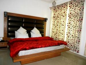Postel nebo postele na pokoji v ubytování Hotel Ash Vale