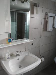 Kúpeľňa v ubytovaní Zeras Apartments