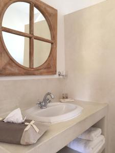 Koupelna v ubytování Bastide de Fontvieille