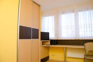 TV i/ili multimedijalni sistem u objektu Apartament nad Parsętą