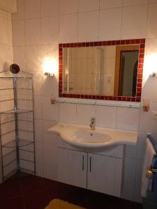 Kúpeľňa v ubytovaní Hotel Landhaus Marchfeld