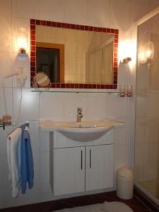 Kúpeľňa v ubytovaní Hotel Landhaus Marchfeld