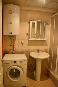 Koupelna v ubytování George 59 Apartment