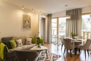 Posedenie v ubytovaní Apartamenty Pod Giewontem