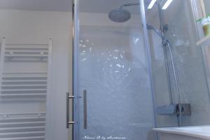 Ett badrum på S&S SPLIT APARTMENT