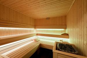 Kuchnia lub aneks kuchenny w obiekcie Apartamenty Sun & Snow Resorts Lipki Park z sauną