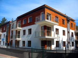 Foto da galeria de Apartamenty Sun & Snow Villa Cztery Pory Roku em Jastrzebia Gora
