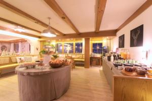 Sjónvarps- og/eða afþreyingartæki á Hotel Olympia