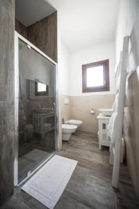 A bathroom at Villa Lupia